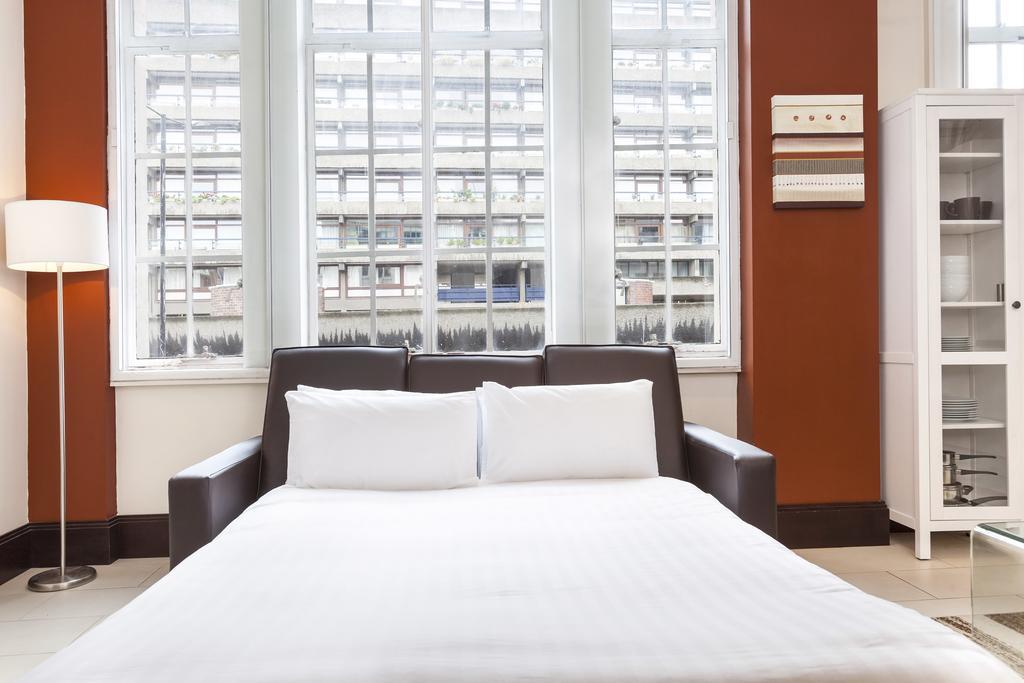 Club Living - Barbican Apartments London Exterior photo