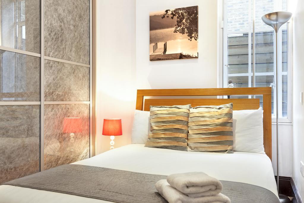 Club Living - Barbican Apartments London Exterior photo