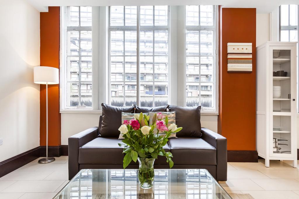 Club Living - Barbican Apartments London Exterior photo