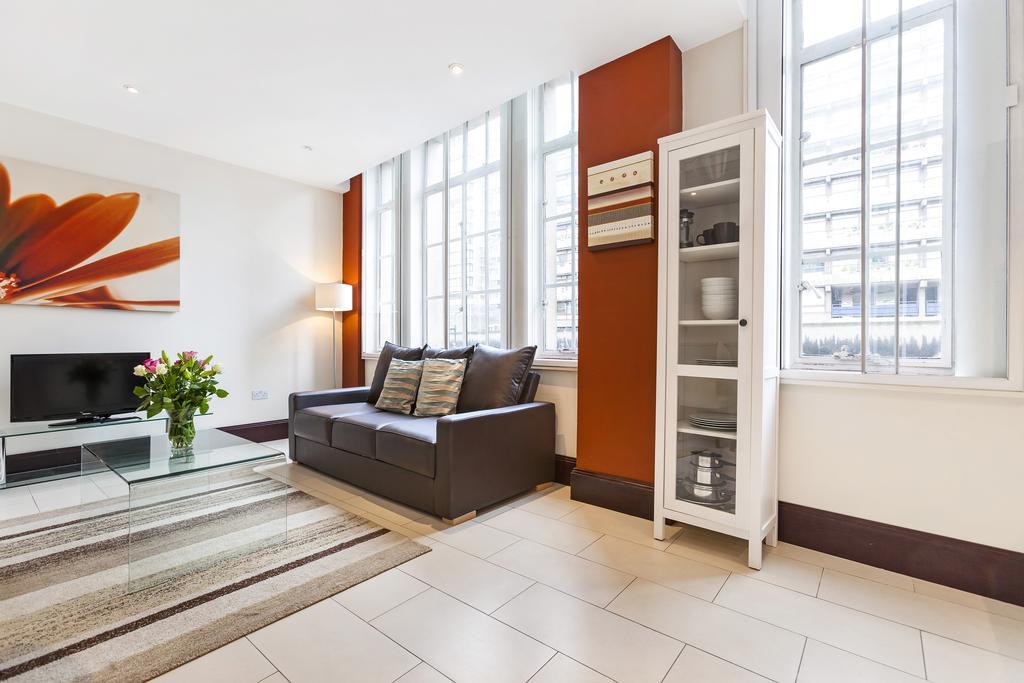 Club Living - Barbican Apartments London Exterior photo
