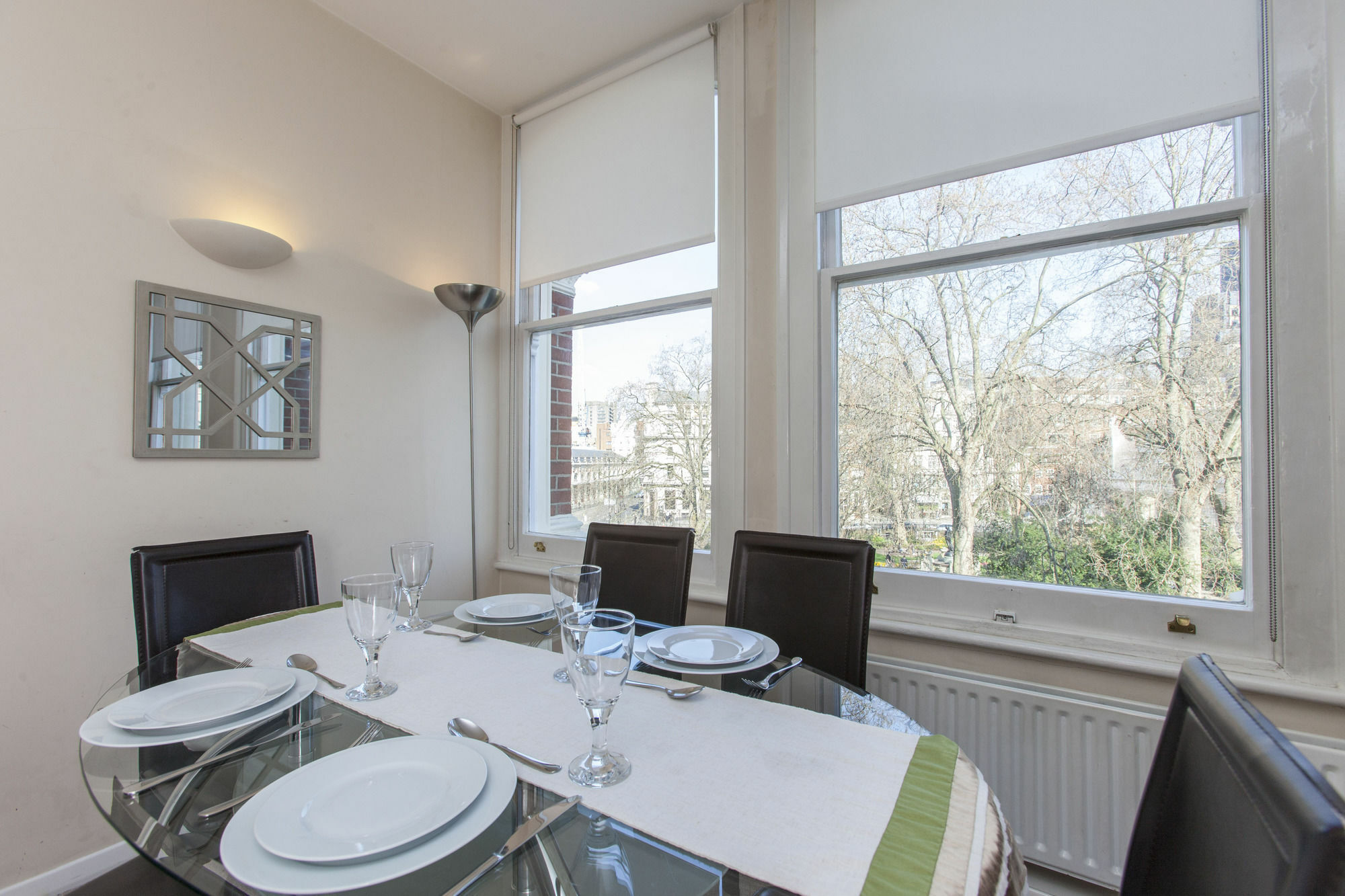 Club Living - Barbican Apartments London Exterior photo